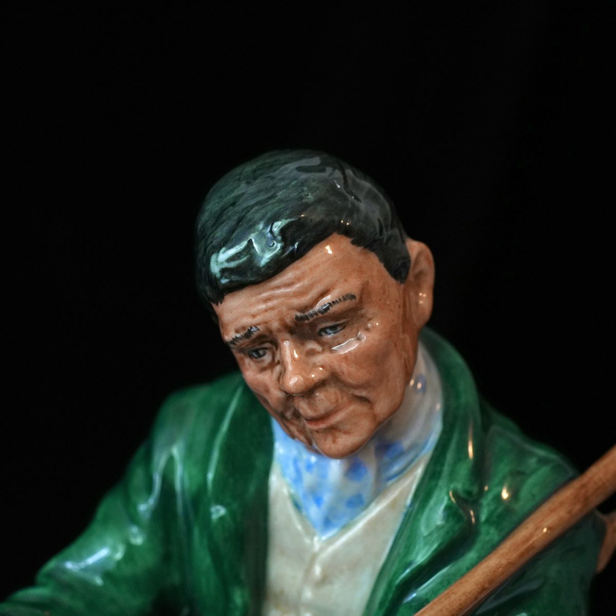Vintage Royal Doulton The Master Figurine HN2325 photo 3