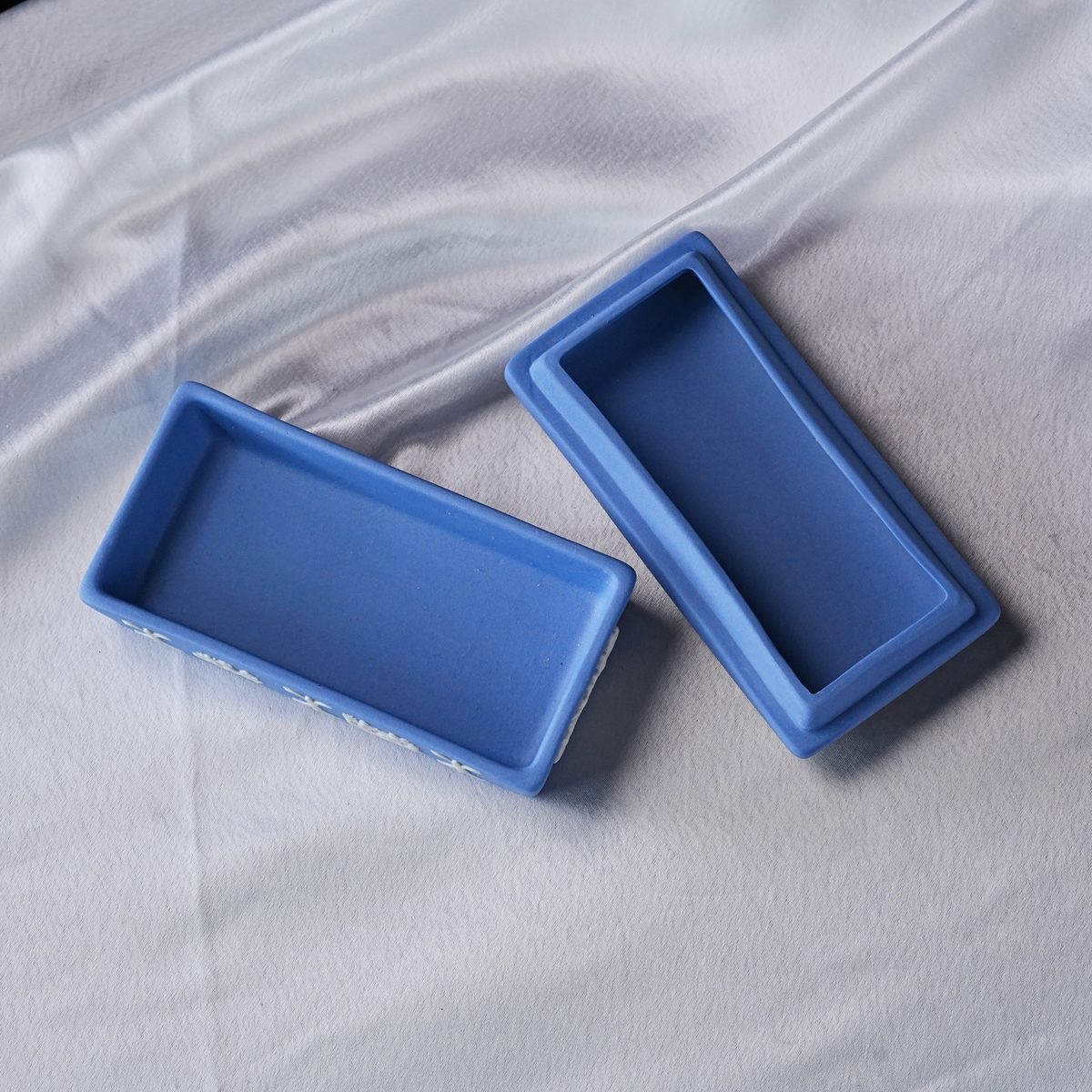 Vintage Wedgwood Blue Jasperware Trinket Box photo 5