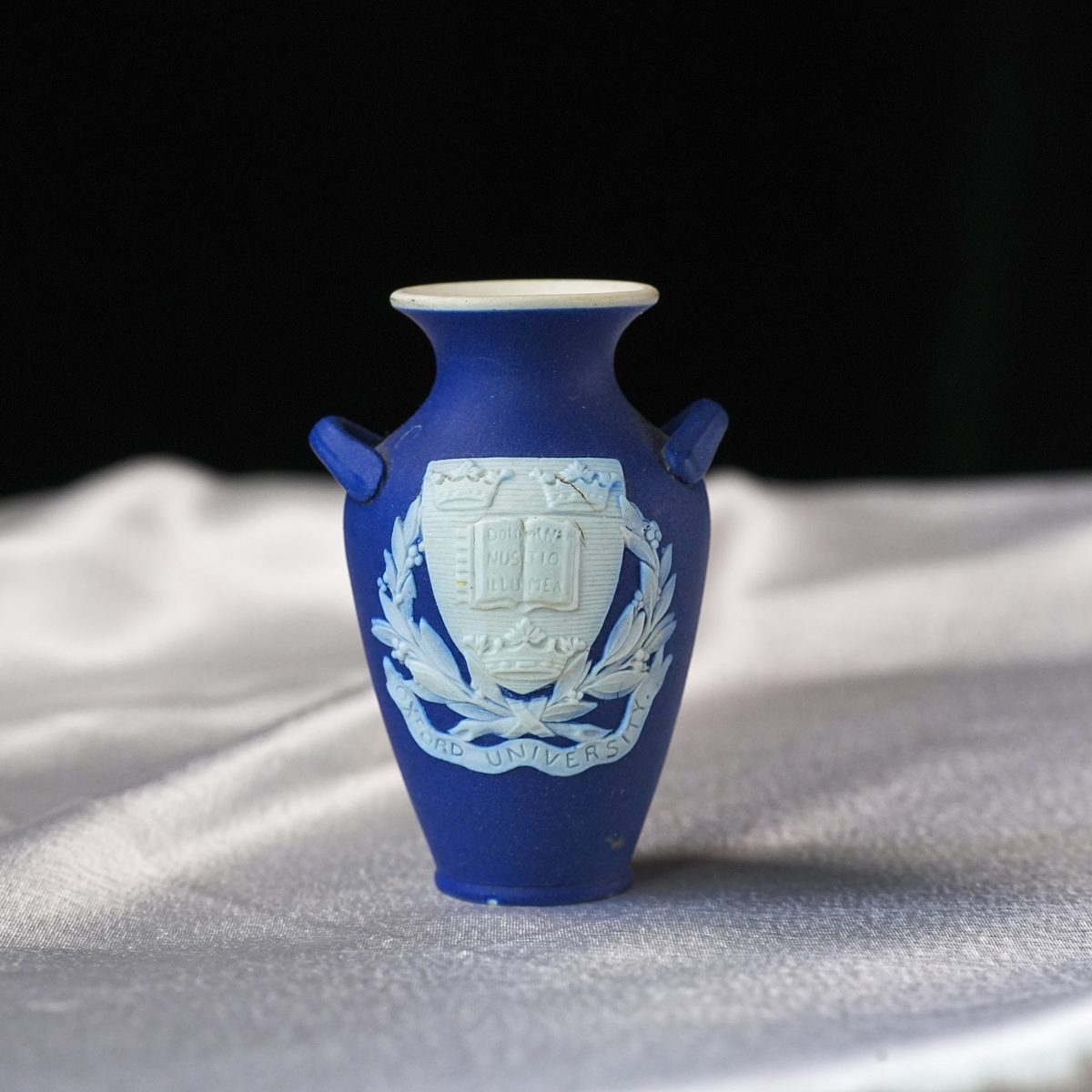 Antique Wedgwood Dark Blue Jasperware Oxford Pair photo 4