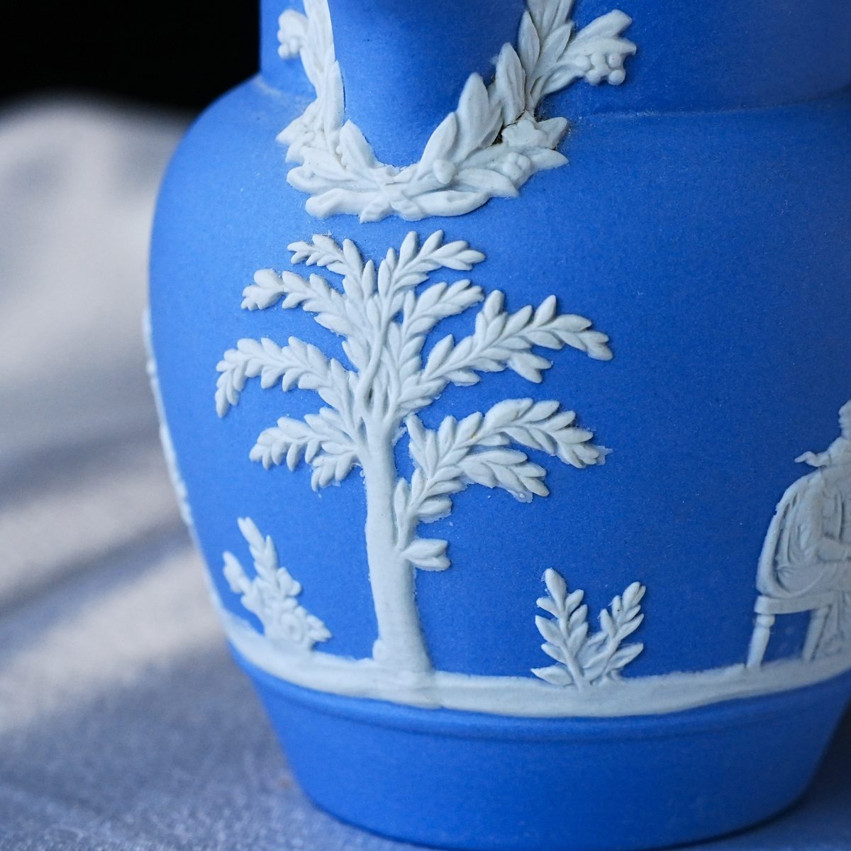 Vintage Wedgwood Pale Blue Jasperware Cherub Trinket Box photo 2