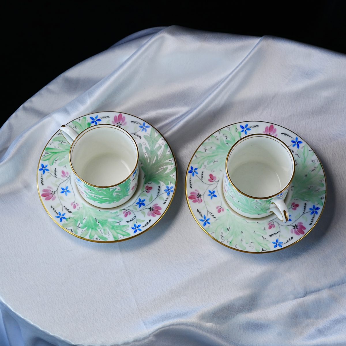 Vintage Wedgwood Hand-Painted Bone China Coffee Can Demitasse Pair photo 2