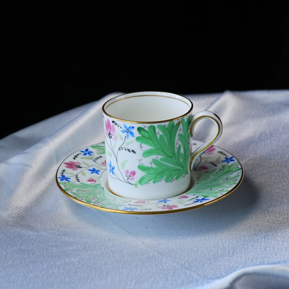Vintage Wedgwood Hand-Painted Bone China Coffee Can Demitasse Pair photo 3