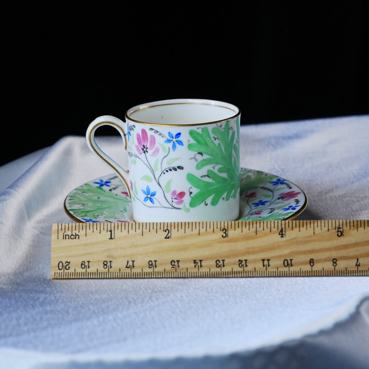 Vintage Wedgwood Hand-Painted Bone China Coffee Can Demitasse Pair photo 4