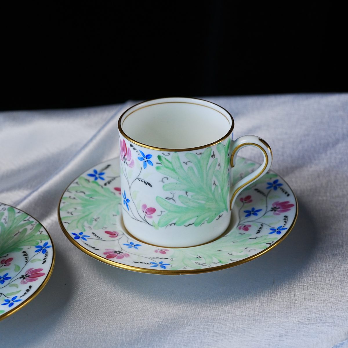 Vintage Wedgwood Hand-Painted Bone China Coffee Can Demitasse Pair photo 5